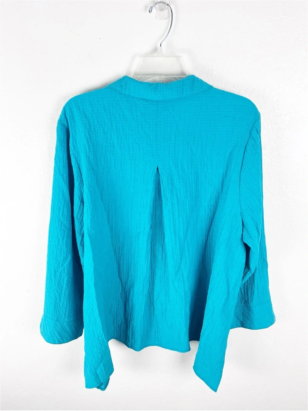 HABITAT Aqua Turquoise Long Sleeves Textured Button Top XL Artsy Casual Neutral - Picture 2 of 9